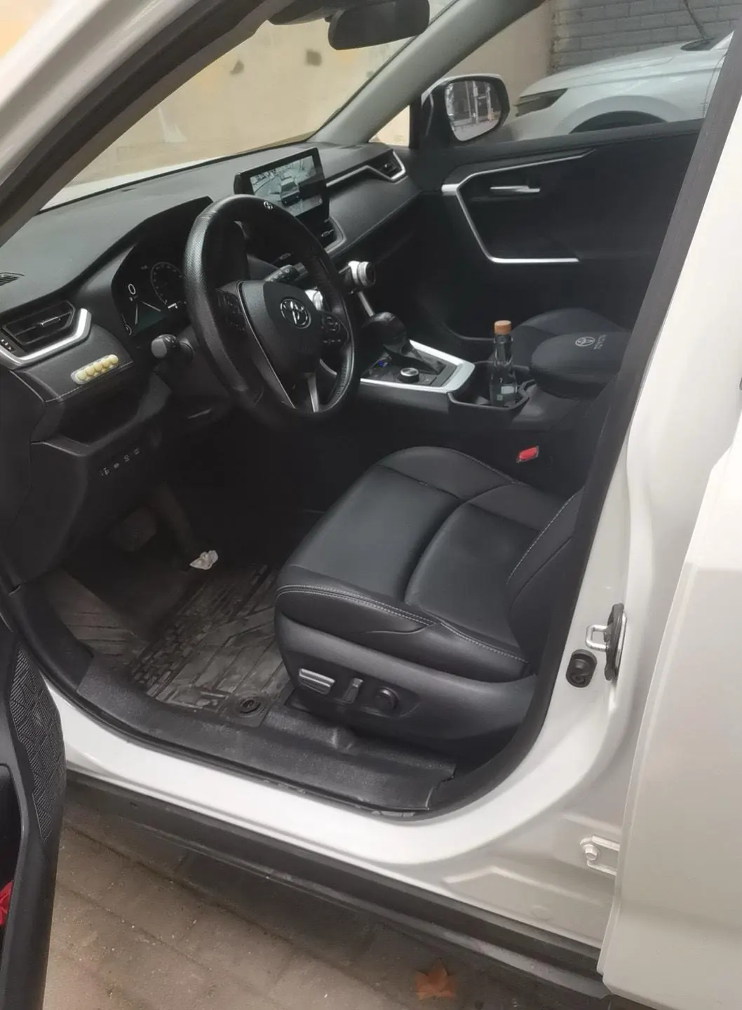 Toyota 2023 Weilanda Dual Engine 2.5 Stepless Four-wheel Drive Luxury PLUS Edition Automatic Gear 3