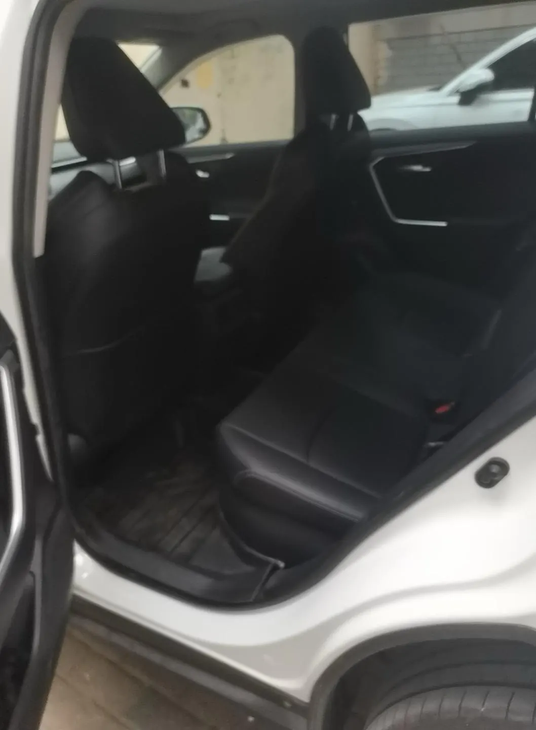 Toyota 2023 Weilanda Dual Engine 2.5 Stepless Four-wheel Drive Luxury PLUS Edition Automatic Gear 4