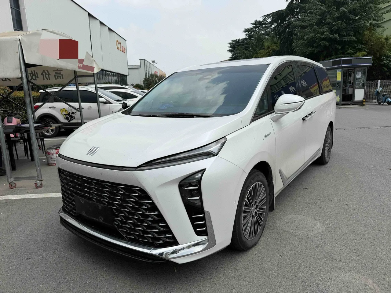 Open image lightbox: Buick 2024 GL8 Lu Zun PHEV 1.5T Luxury Edition 7-seat Automatic Gear