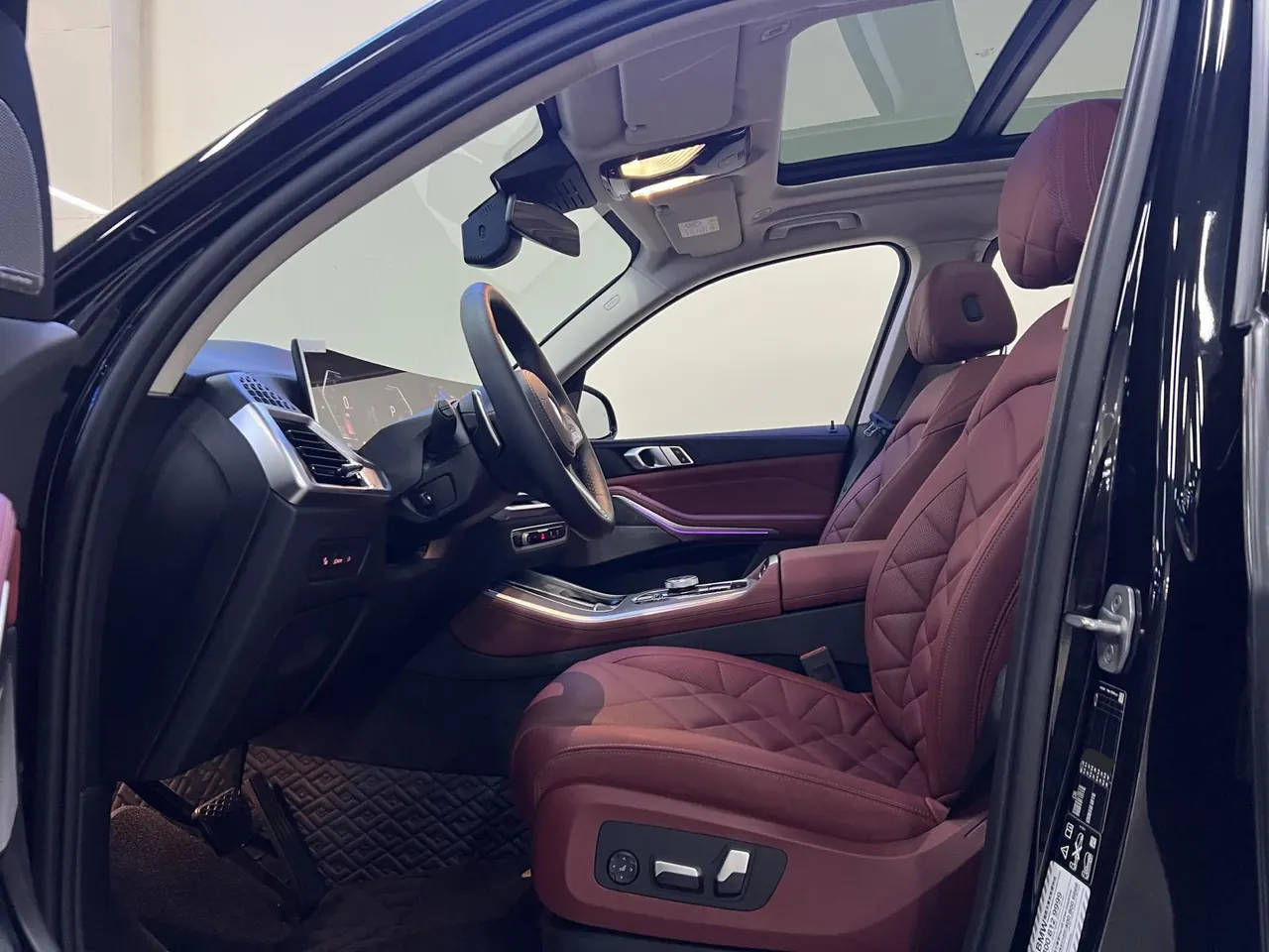 BMW 2023 X5 xDrive30Li 48V 2.0T exclusive m sports obsidian night suit automatic gear 7