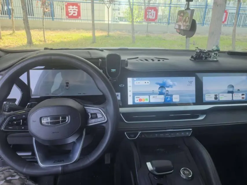 Открыть галерею: Geely 2024 XingyueL (Monjaro) 2.0TD EVO Two-Drive Long Wind Edition Automatic Gear