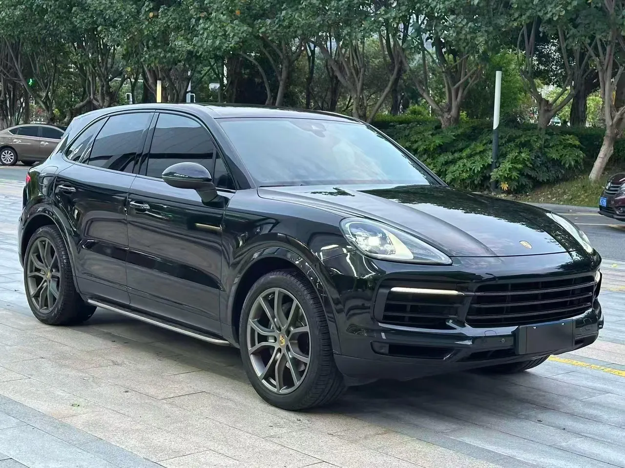 Porsche Cayenne (Imported) 2022 Cayenne 3.0T Platinum Edition Automatic Gear 3