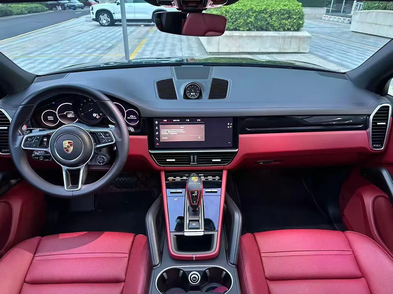 Porsche Cayenne (Imported) 2022 Cayenne 3.0T Platinum Edition Automatic Gear 5
