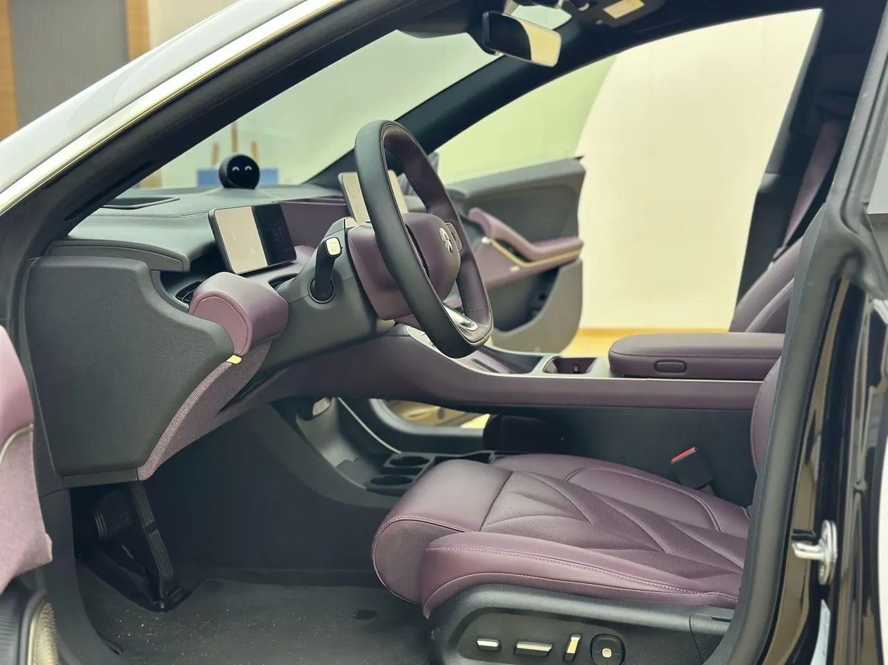 NIO 2025 ET5 75kWh automatic transmission 4