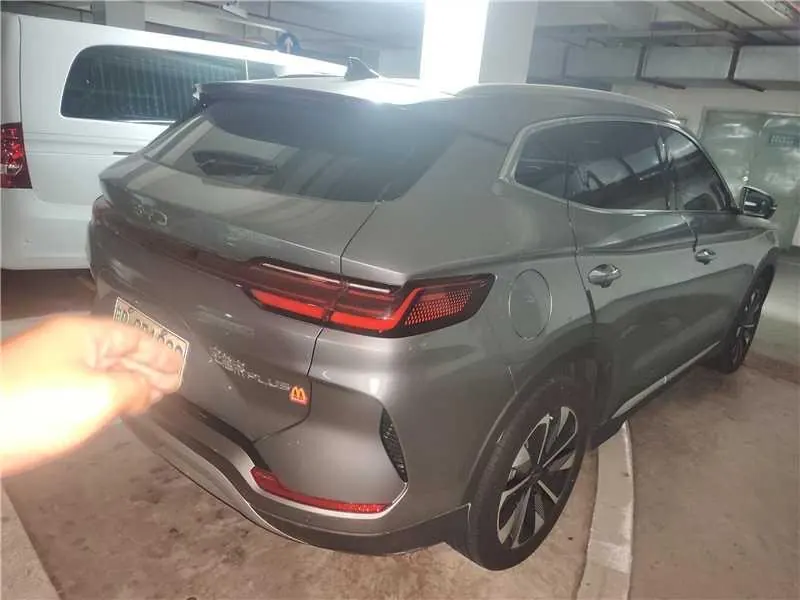 BYD Song PLUS New Energy 2025 Song PLUS EV 520km Honorable Automatic Gear 2
