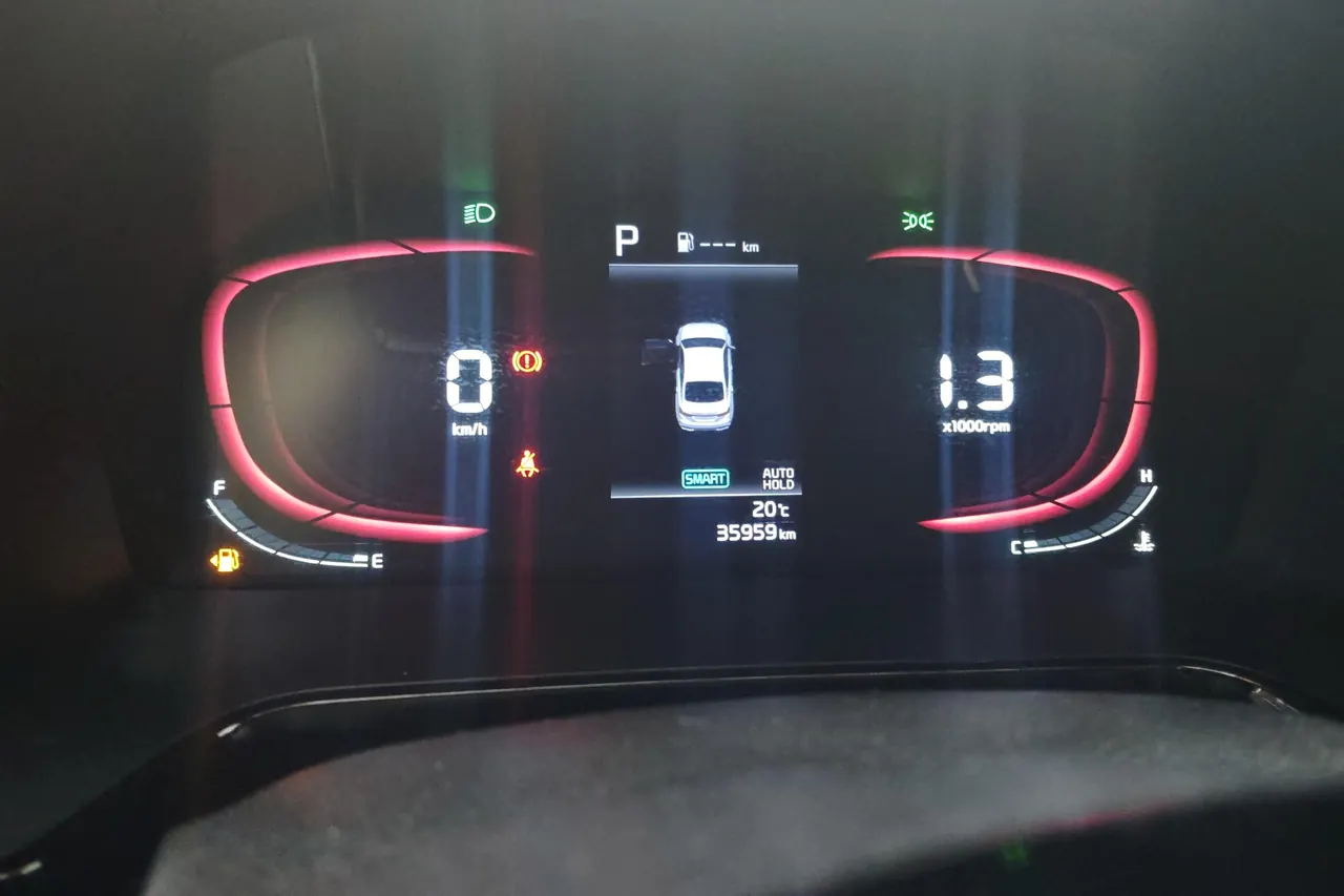 Kia 2023 K3 1.5 Stepless Deluxe Edition Automatic Gear 7