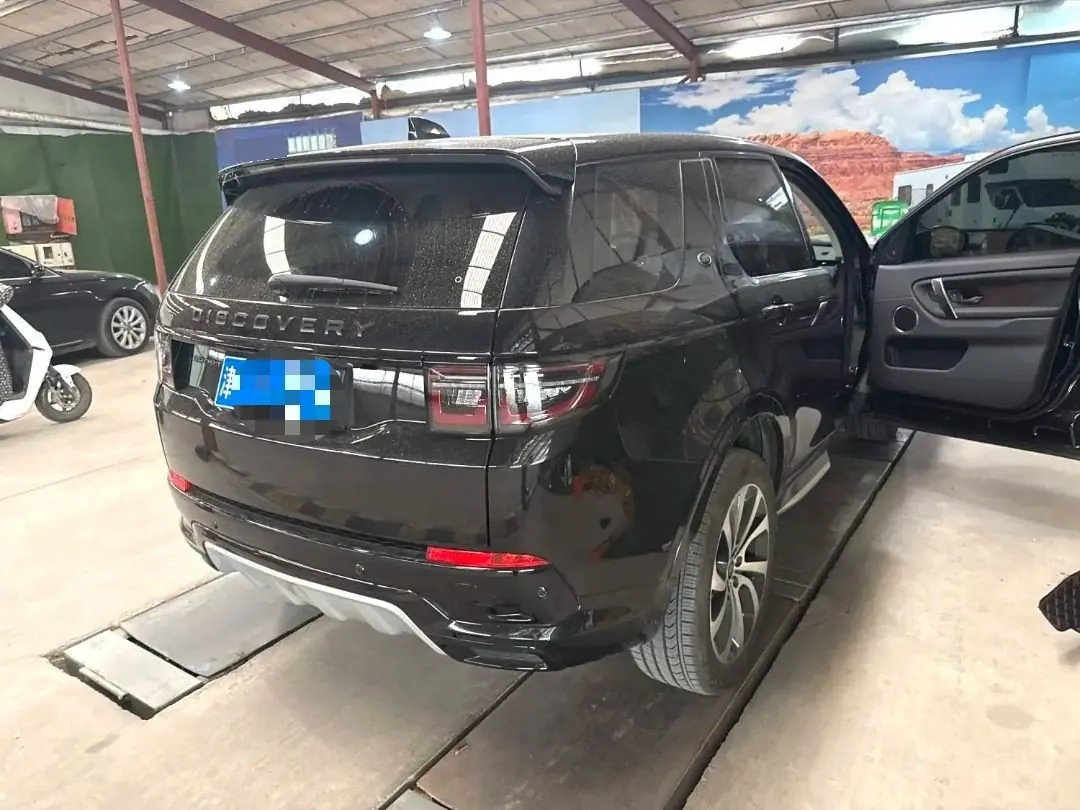 Land Rover 2024 Discovery Sports Edition 48V 2.0T Performance Technology Edition Automatic Gear 3
