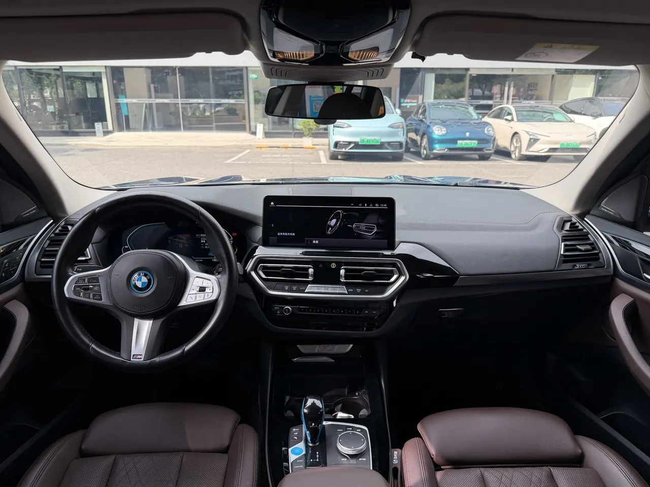 BMW 2023 iX3 leading automatic 10