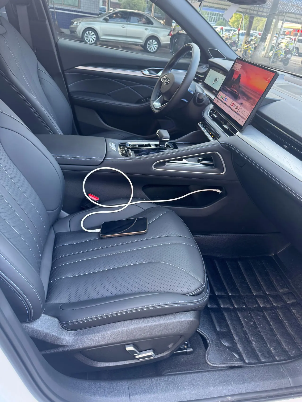 Geely 2025 Star Rui 1.5TD Oriental Obsidian Kunlun Edition Automatic Gear 5