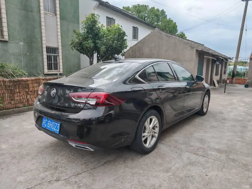 Buick 2020 Regal 1.5T 552T Elite Automatic Gear 5