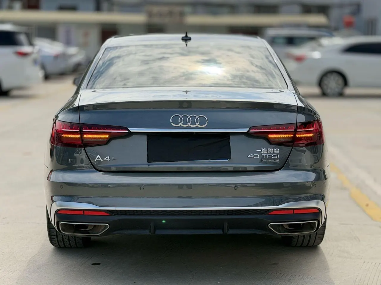 Audi 2020 A4L 2.0TFSI 40TFSI Fashion Dynamic Automatic 3