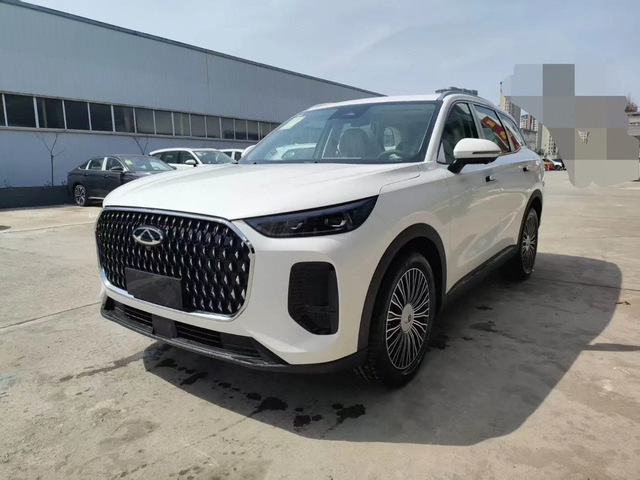 Chery 2024 Ruihu 8 L 2.0T Two-Drive Deluxe Edition 5-seat Automatic Gear - View 1