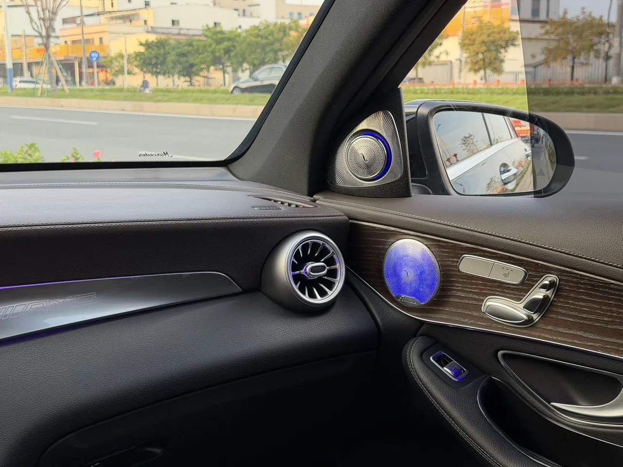 Mercedes Benz 2022 GLC 300 L 4MATIC 2.0T Dynamic Zhen Tibetan Edition (Revised) Automatic Gear 3