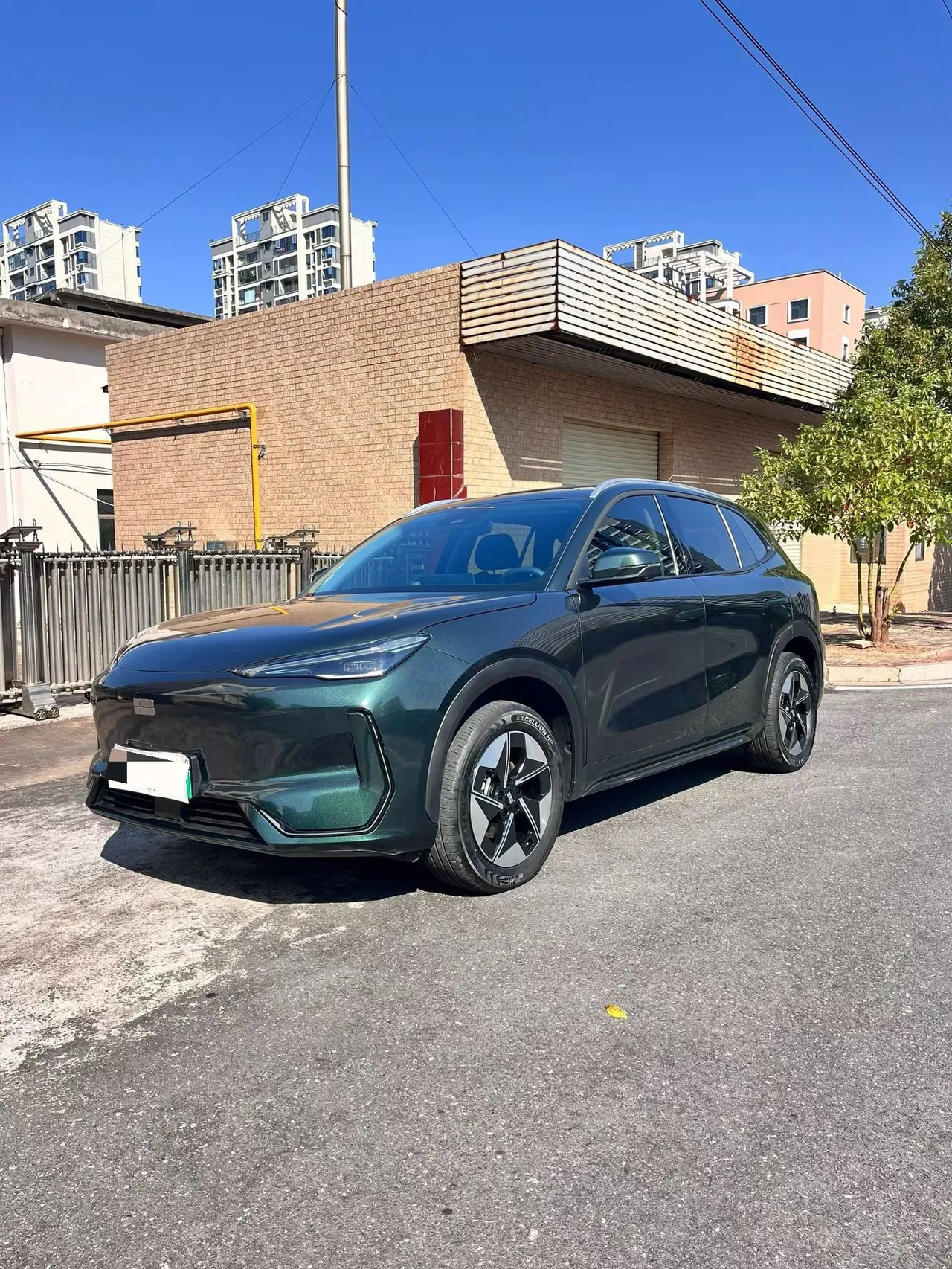 Geely Galaxy 2024 E 5 530km Discovery Edition Automatic Gear 5