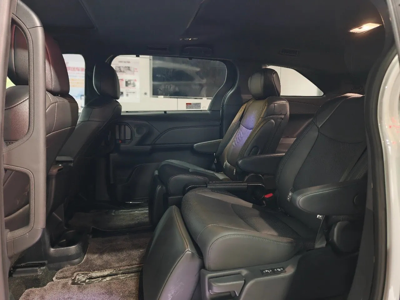 Toyota 2024 Sana 2.5 Stepless Four-wheel Drive Premium Edition Automatic Transmission 5