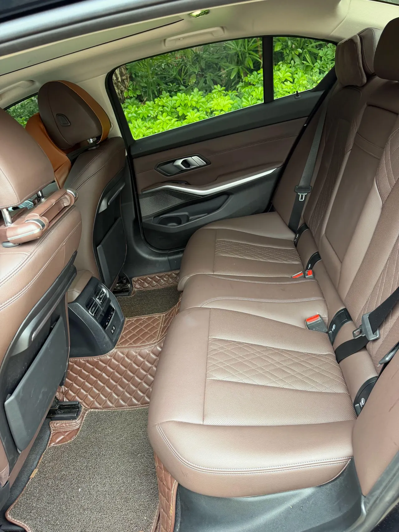 BMW 3 Series 2022 320Li 2.0T M Sports Suit (Modified) Automatic Gear 4