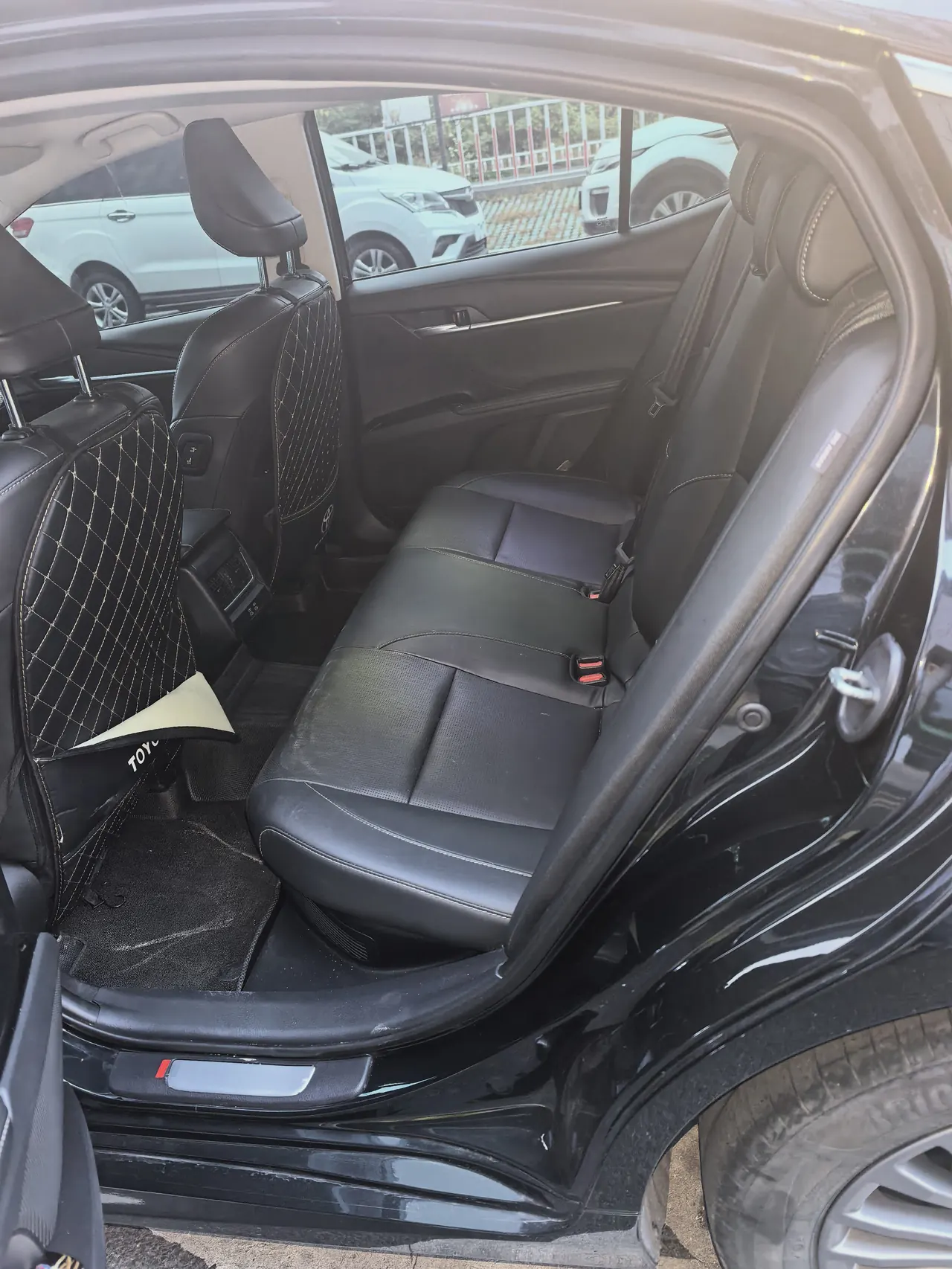 Toyota 2024 Camry Dual Engine 2.0HG Stepless Premium Edition Automatic Gear 5