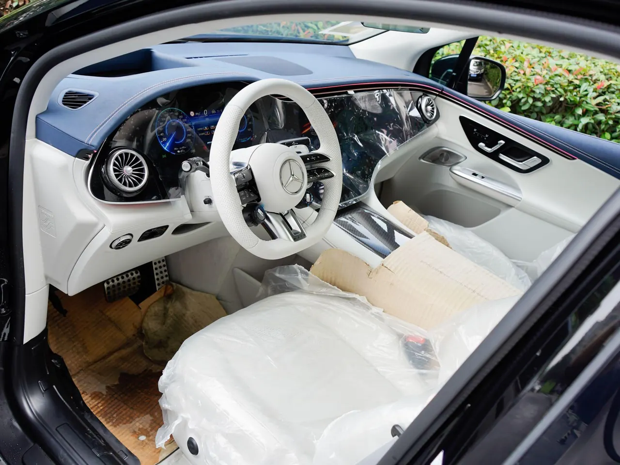 Mercedes Benz EQE SUV AMG (Imported) 2024 EQE SUV 53 AMG 4MATIC EQE SUV 53 AMG 4MATIC Automatic 11