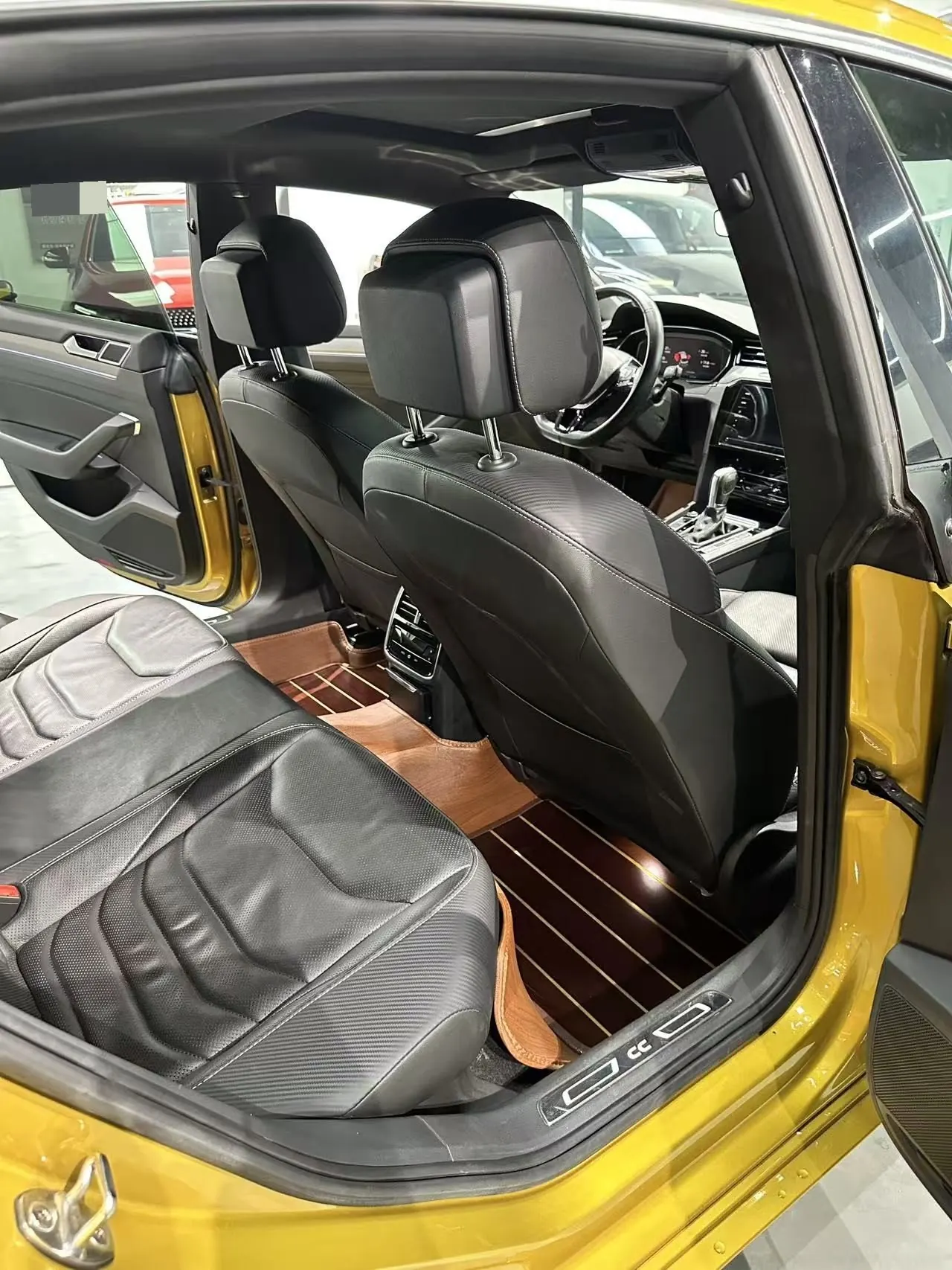 Volkswagen 2020 CC 2.0TSI 330TSI beauty version of automatic gear 11