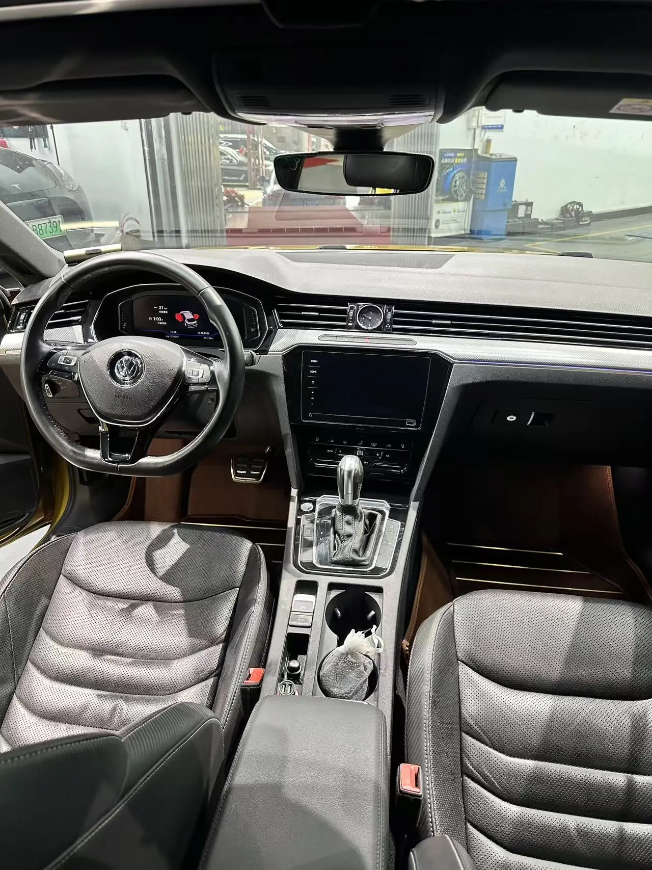 Volkswagen 2020 CC 2.0TSI 330TSI beauty version of automatic gear 8