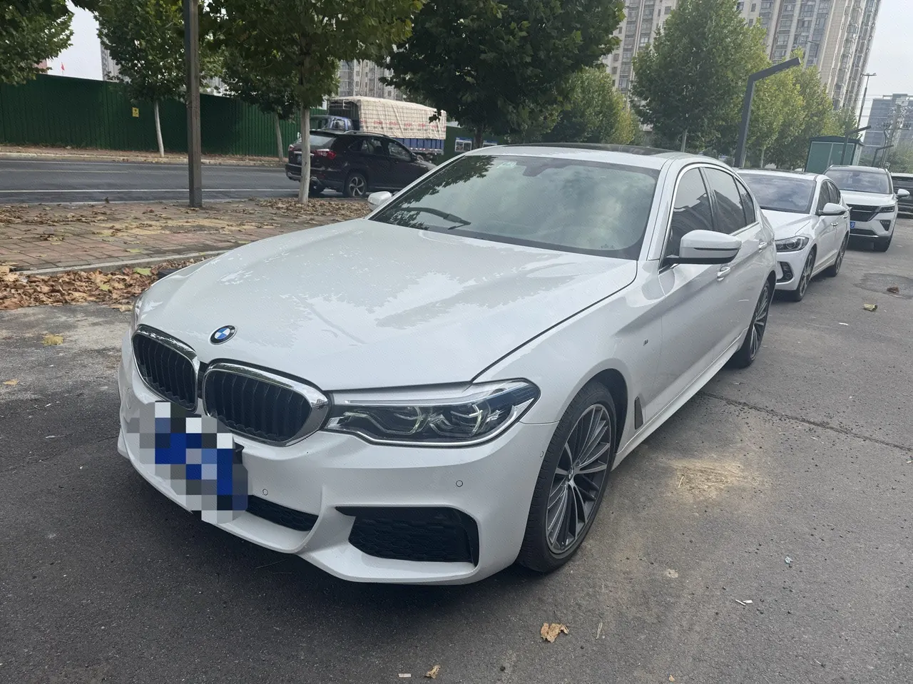 Open image lightbox: BMW 5 Series 2020 530Li 2.0T Exclusive M Sports Suit Automatic Gear