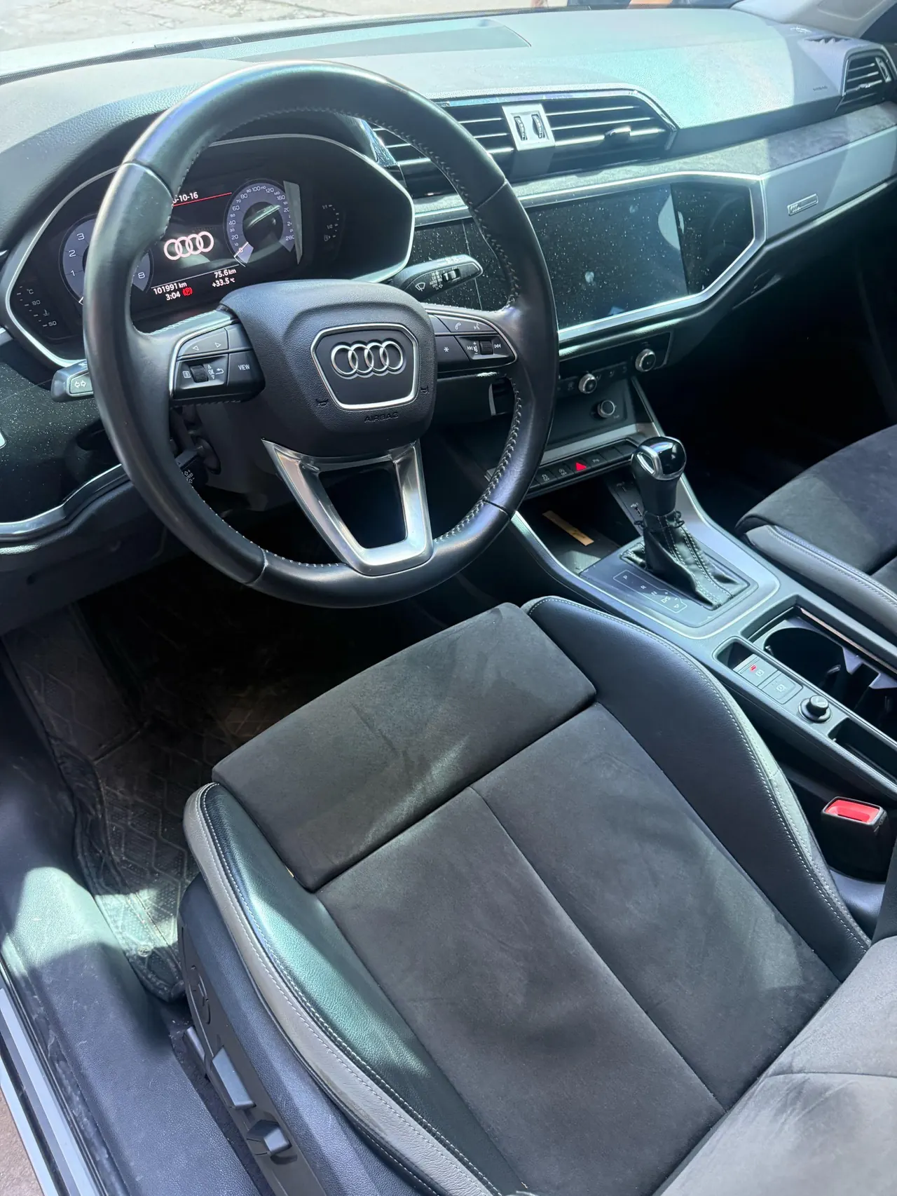 Audi 2020 Q3 1.4TFSI 35TFSI Enterprising and Elegant Automatic Gear 5