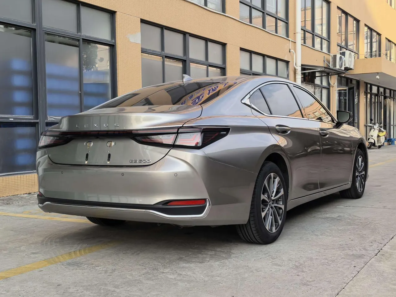 Lexus ES (Imported) 2024 ES200 2.0 Stepless Edition Automatic Gear 4