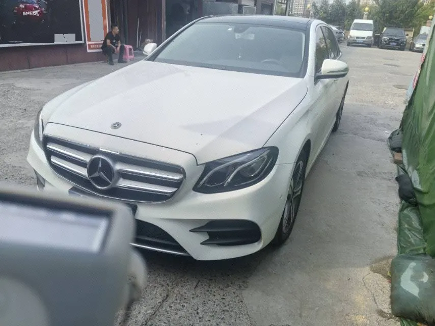 Open image lightbox: Mercedes Benz E Class 2020 E 260 L 48V 1.5T (modified) automatic gear