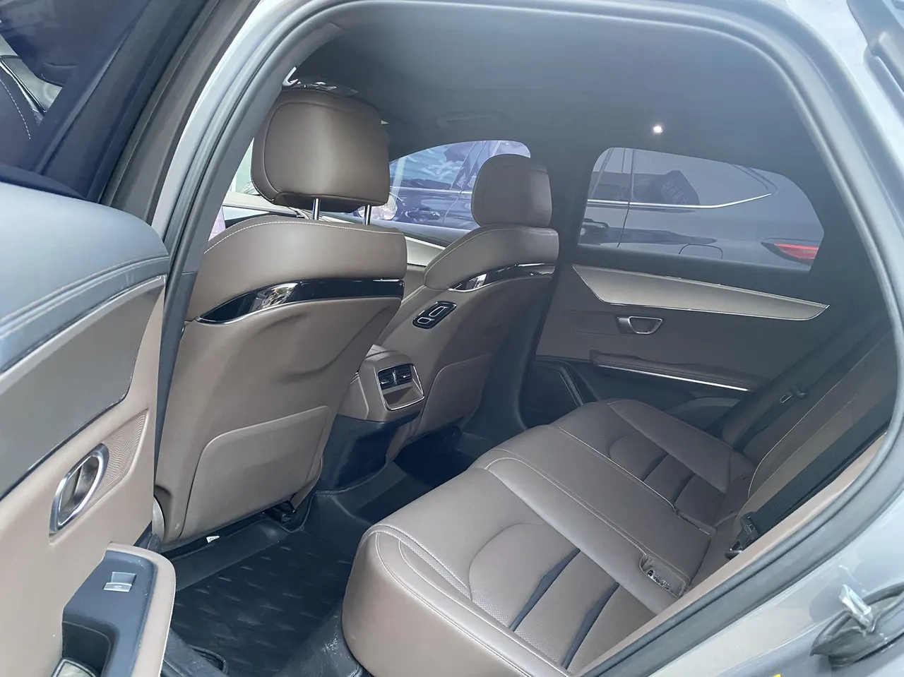 BYD 2020 Han DM 2.0T four-wheel drive performance version luxury automatic gear 6
