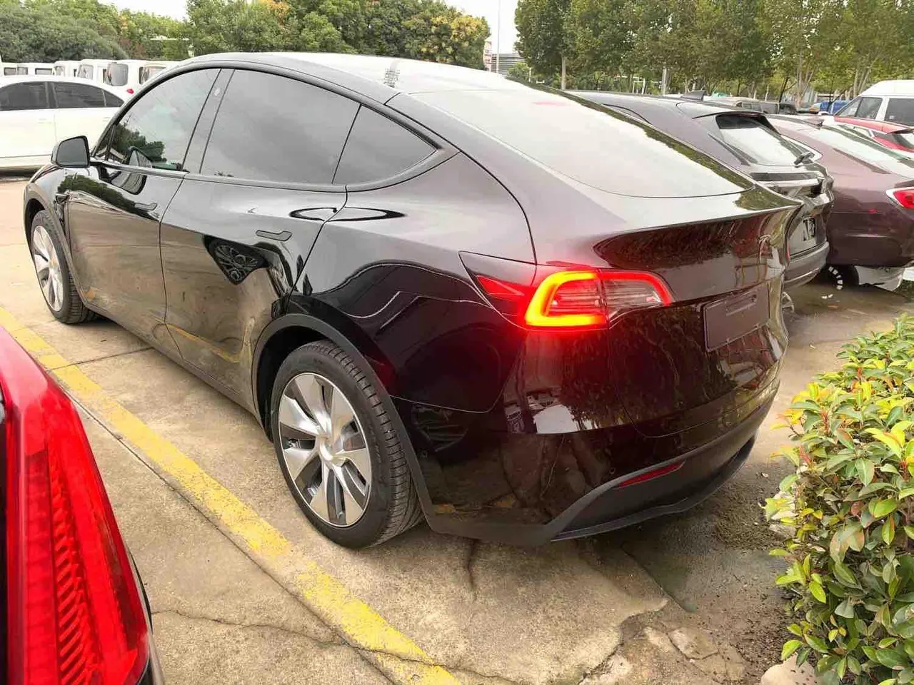 Tesla 2022 Model Y rear-wheel drive version (facelift) automatic gear 4