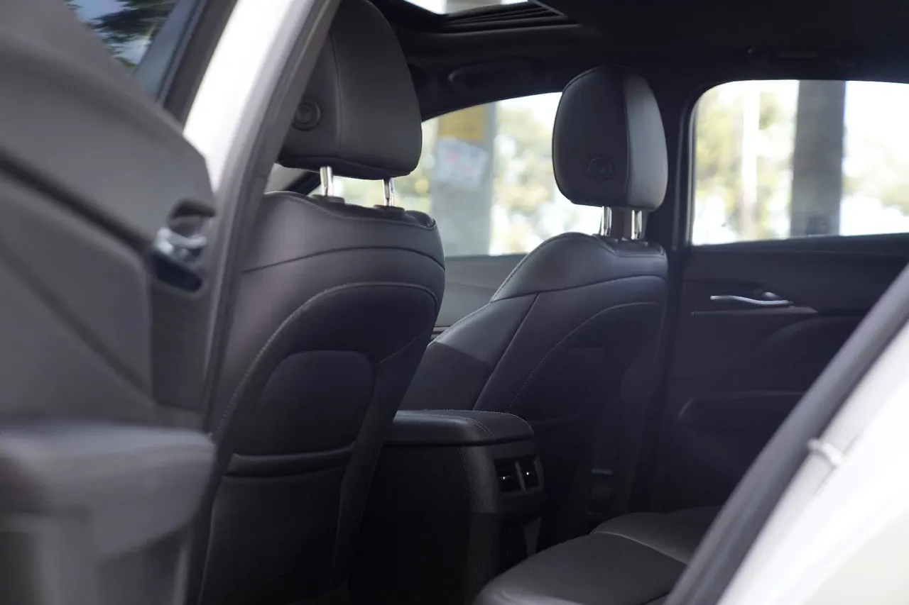 Cadillac 2020 CT4 2.0T 28T fashion automatic gear 5