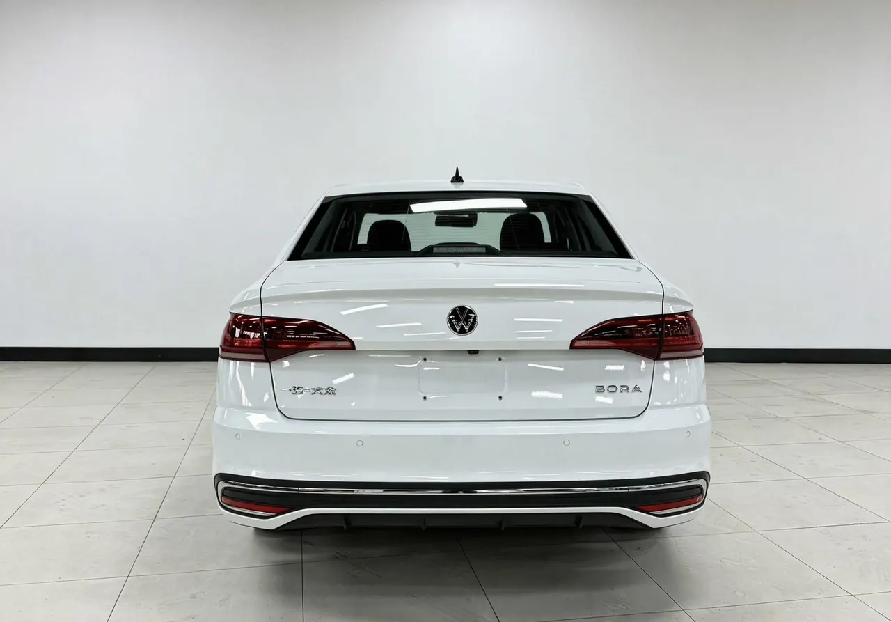 Volkswagen 2023 Bora 1.5 Smooth Limited Edition Automatic 5