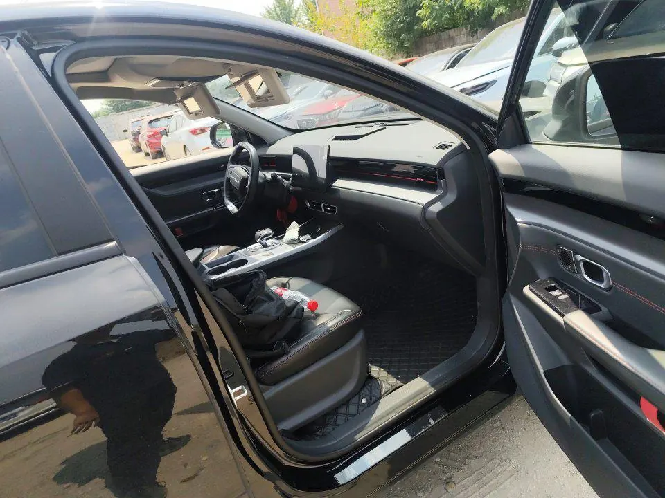 Jetour 2025 Dasheng 1.5T Youth UP Automatic Gear 4