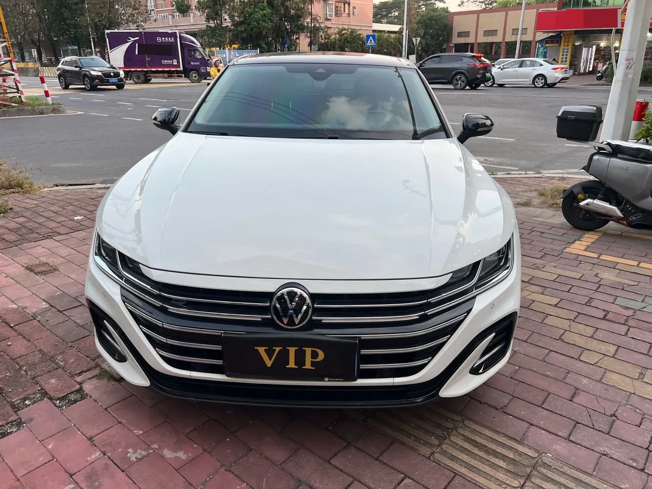 Volkswagen 2021 CC 2.0TSI 380TSI eye-catching automatic gear 2