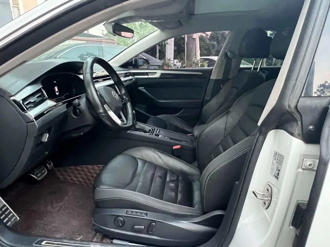 Volkswagen 2021 CC 2.0TSI 380TSI eye-catching automatic gear 5