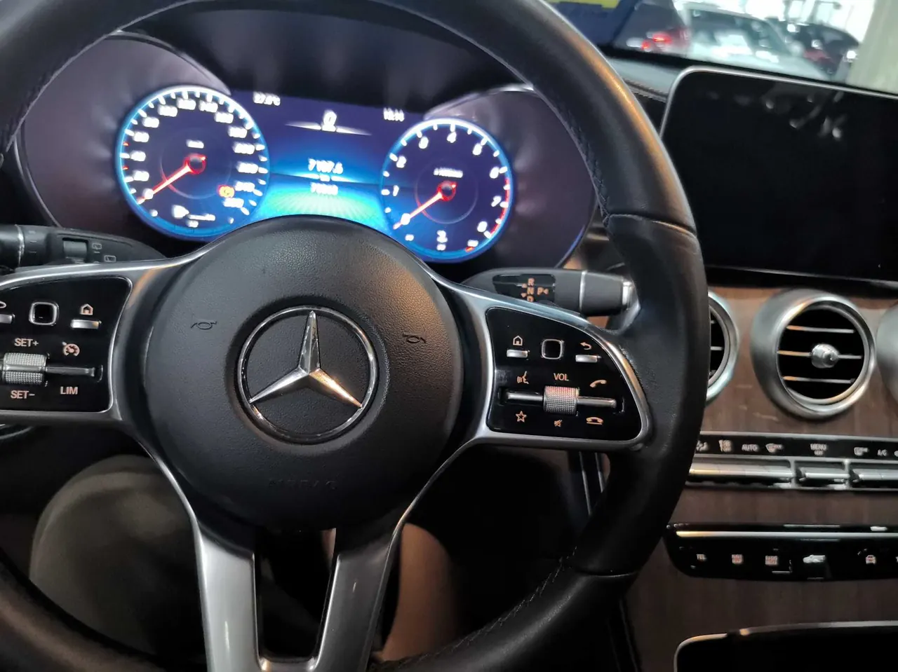 Mercedes Benz 2020 GLC 300 L 4MATIC 2.0T Luxury (Modified) Automatic Gear 4