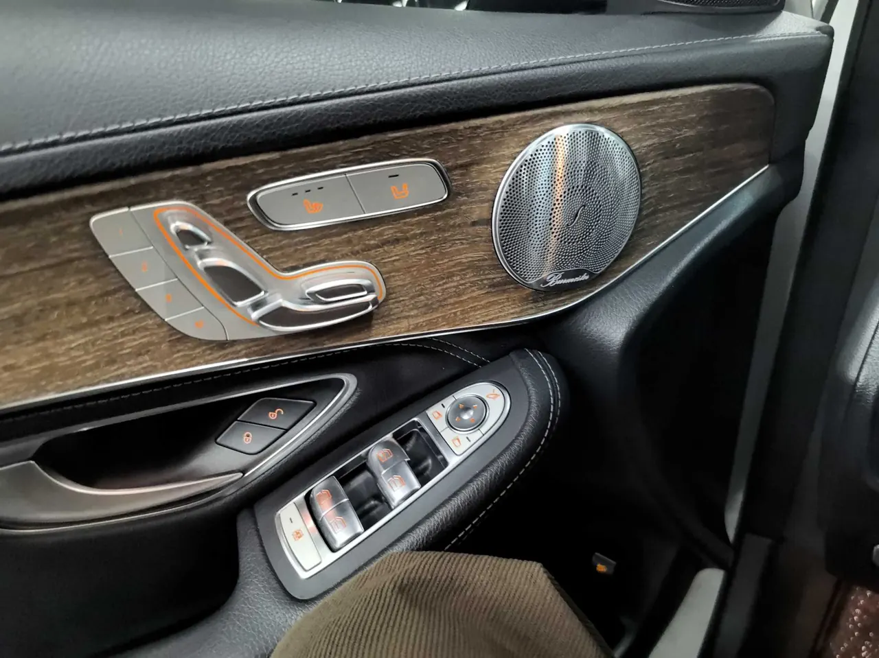 Mercedes Benz 2020 GLC 300 L 4MATIC 2.0T Luxury (Modified) Automatic Gear 5