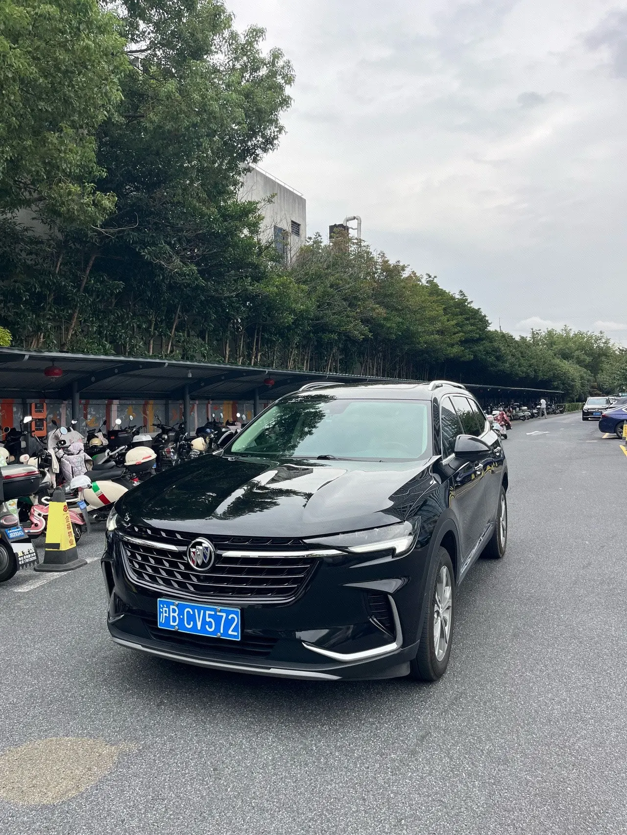 Open image lightbox: Buick 2023 Angkewei Plus 48V 2.0T 652T Luxury 5-seat Automatic Gear