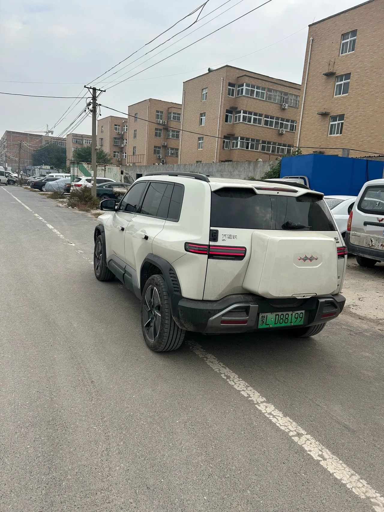 FangChengBao 2025 titanium 3 501KM four-wheel drive unmanned aerial vehicle version automatic gear 4