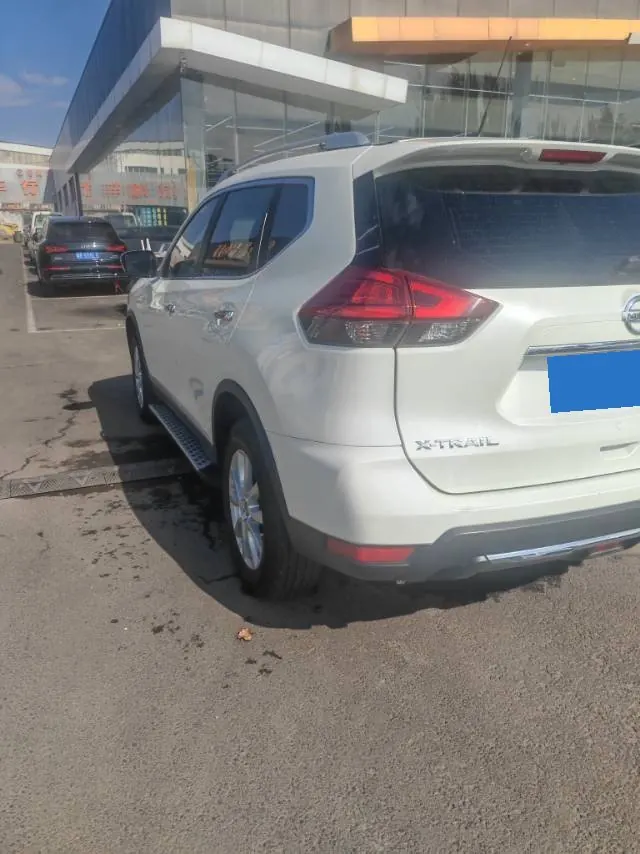 Nissan 2020 Qijun 2.0 Stepless XL ITS Two-Drive Comfort Edition Automatic Gear 3