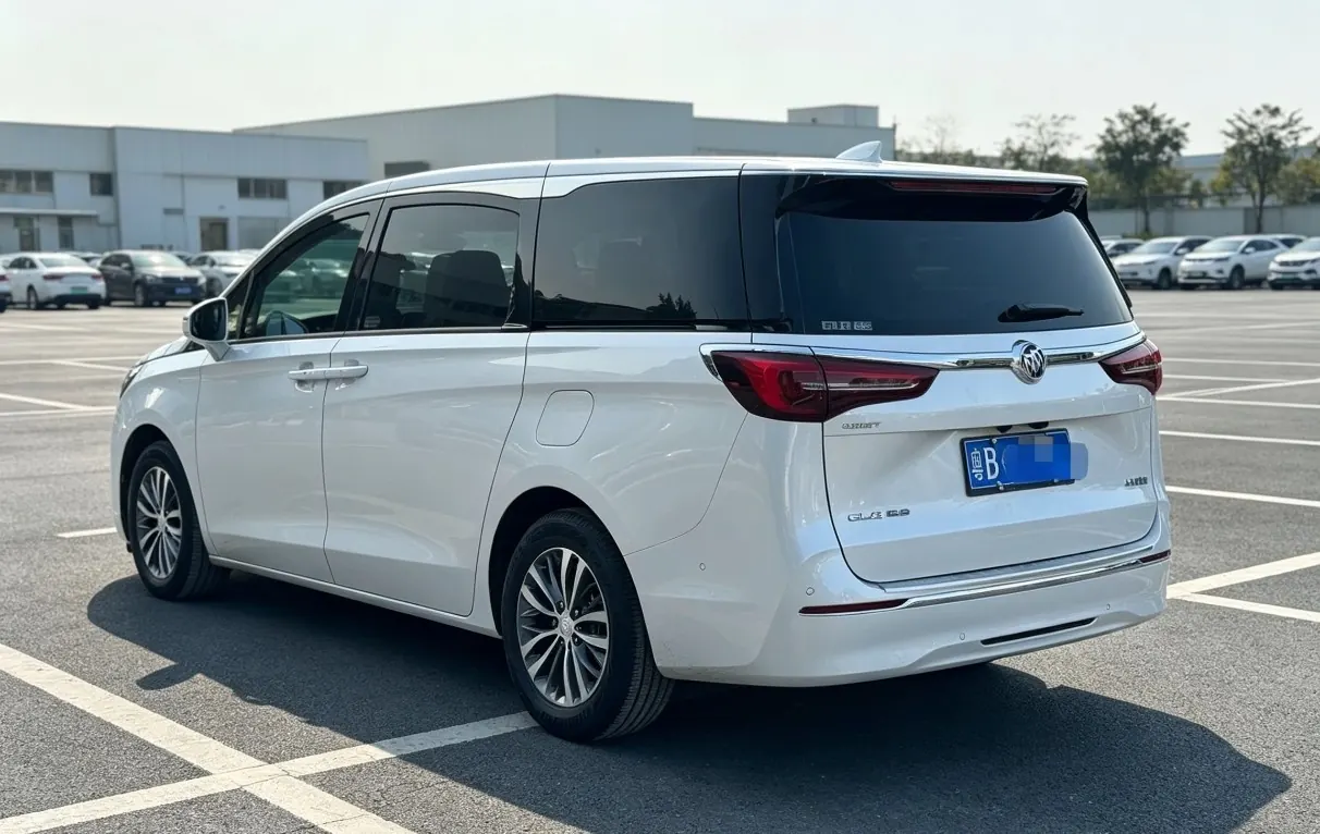 Buick 2021 GL8 ES Lu Zun 2.0T 653T Exclusive Automatic Gear 6