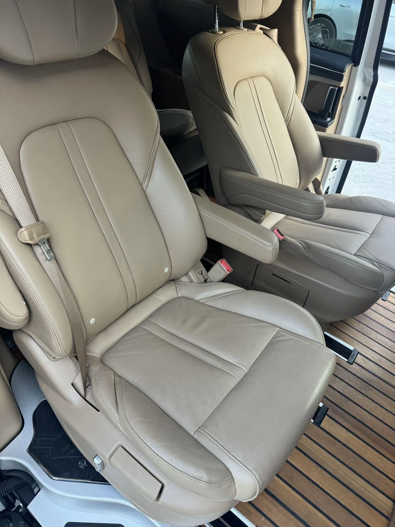 Buick 2021 GL8 ES Lu Zun 2.0T 653T Exclusive Automatic Gear 8