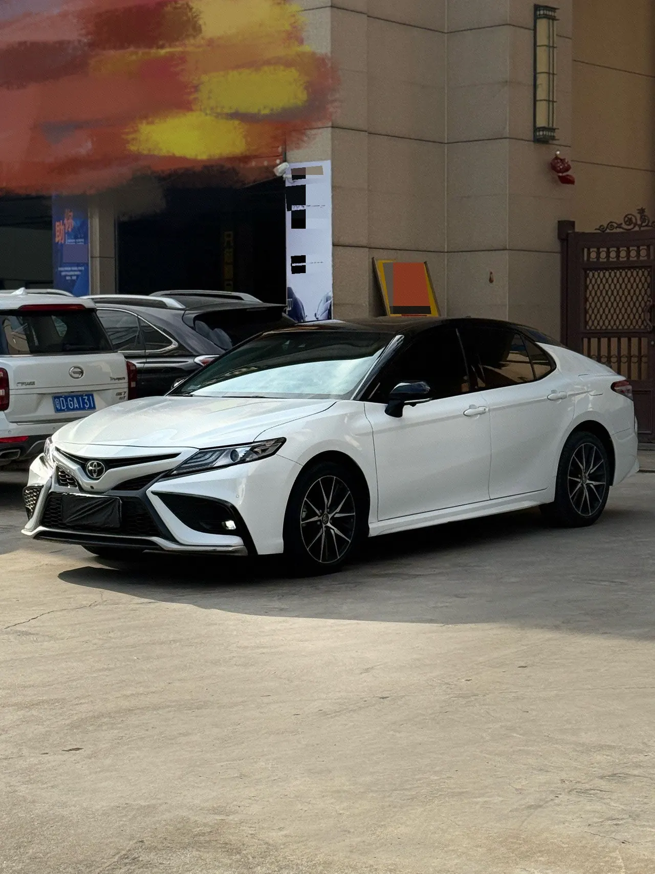 Открыть галерею: Toyota 2022 Camry 2.0S Stepless Knight Edition Automatic Gear