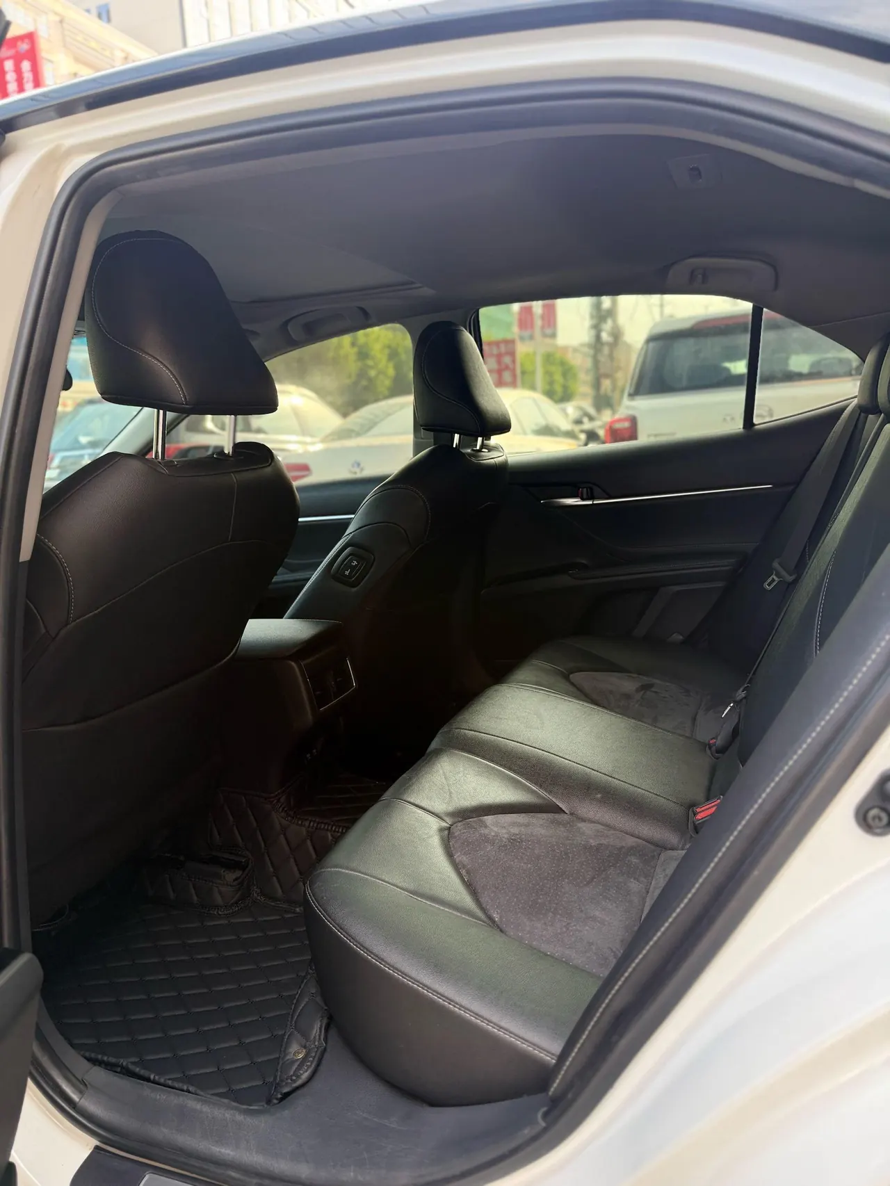 Toyota 2022 Camry 2.0S Stepless Knight Edition Automatic Gear 4