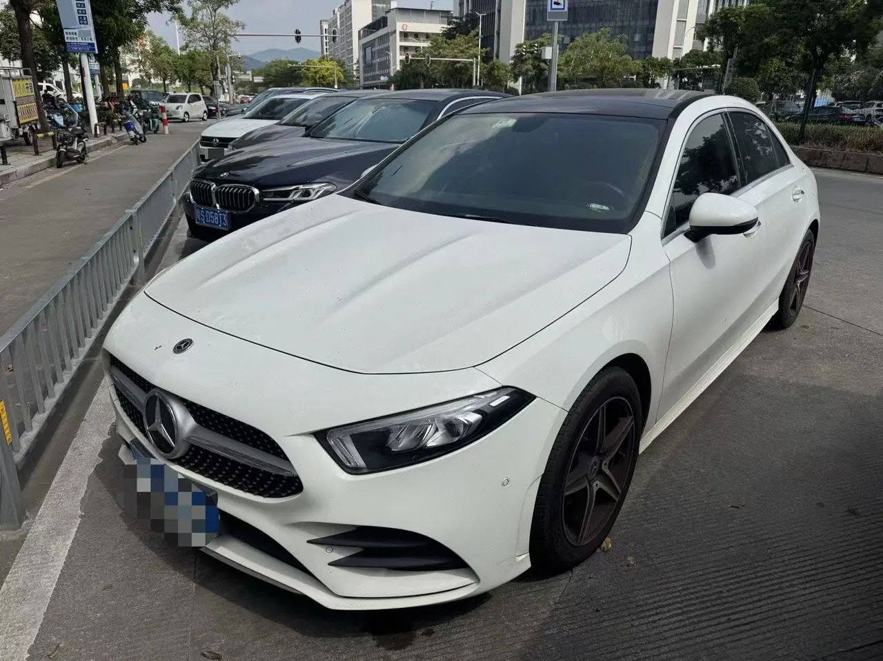 Открыть галерею: Mercedes Benz Class A 2020 A 200 L 1.3T Fashion (Modified) Automatic Gear