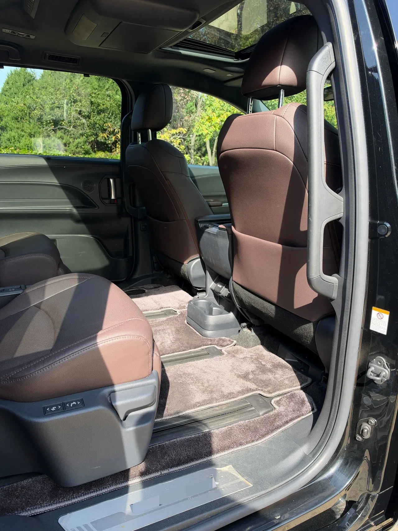 Toyota 2021 Sana 2.5 Stepless Platinum Edition Automatic Transmission 11