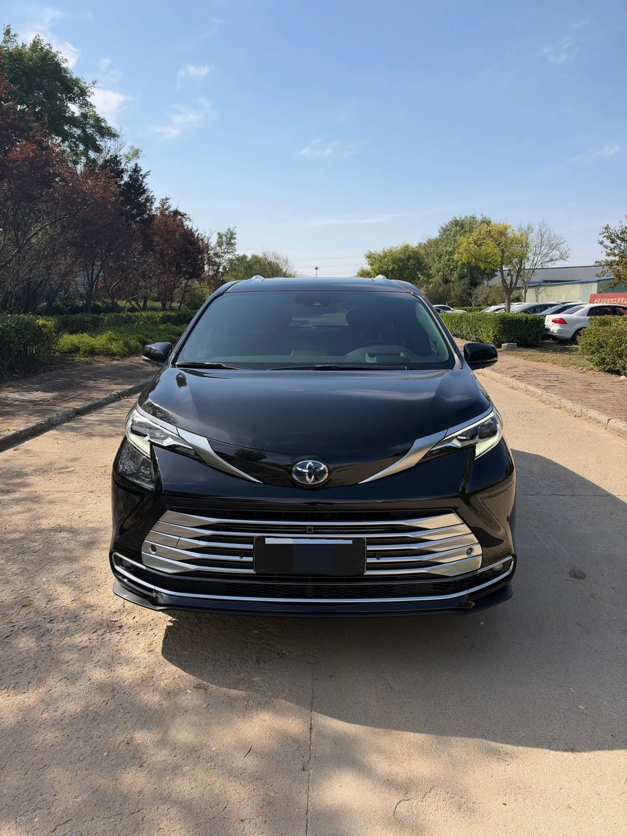 Toyota 2021 Sana 2.5 Stepless Platinum Edition Automatic Transmission 4