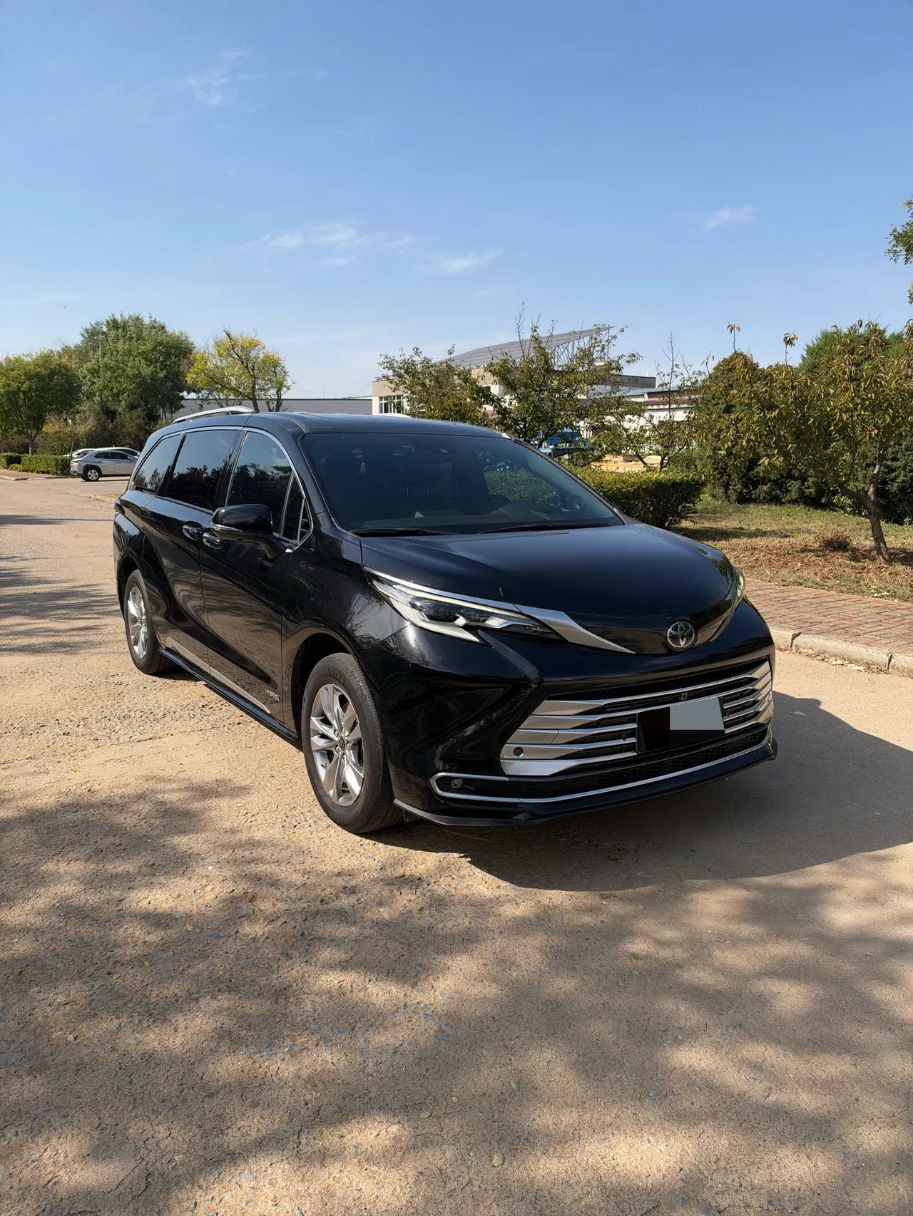 Toyota 2021 Sana 2.5 Stepless Platinum Edition Automatic Transmission 5