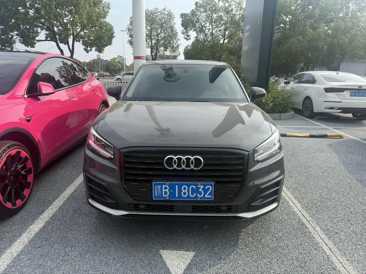 Audi 2020 Q2L 1.4TFSI 35TFSI Aggressive Dynamic Automatic 2
