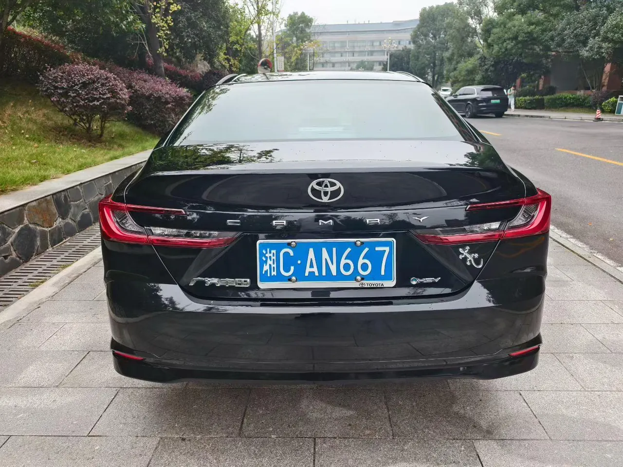 Toyota 2024 Camry Dual Engine 2.0HE Stepless Elite Automatic Gear 8